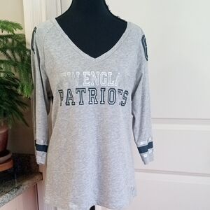PINK Victoria's Secret Gray New England Patriots Long Sleeve Tee